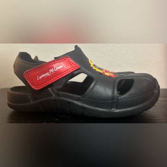 Lightning McQueen toddler crocs/ velcro slip-ons- size 10(run a tad small) - Picture 2 of 7